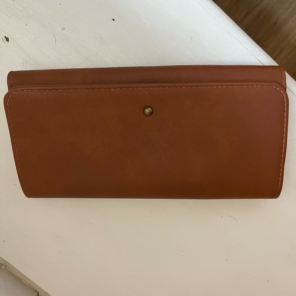 Universal Thread Brown Wallet